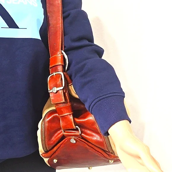 Marino Orlandi Brown and Tan Leather  Shoulder Bag Made In Italy. - Picture 6 of 14